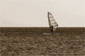 Αναμονή πάνω σε windsurf σε σέπια τόνους, Βούλα, Αττική